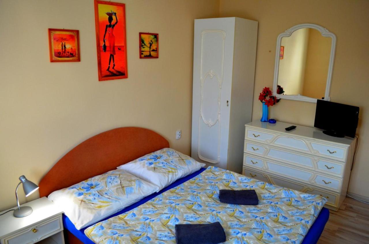 Apartmany Riviera A Chalupa Riviera Liptov, Besenova Exterior photo